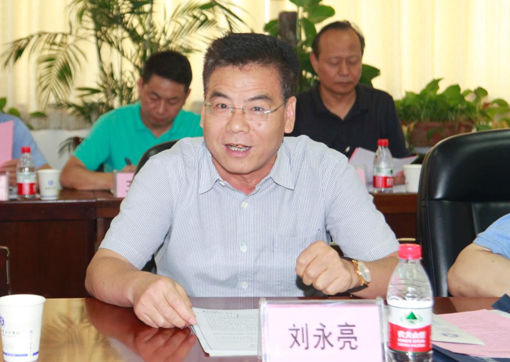 党委副书记、副经理刘永亮致辞并介绍学院情况